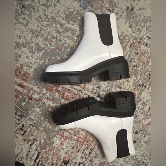 Stuart Weitzman Ankle Boots - Picture 7 of 7